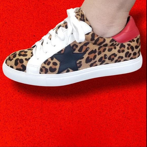 Leopard Animal Print Black Star Platform Sneaker - Picture 4 of 9